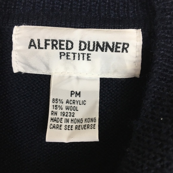 ⭐️2/$20 Alfred Dunner Petite Vintage Embellished Sweater - Picture 5 of 13